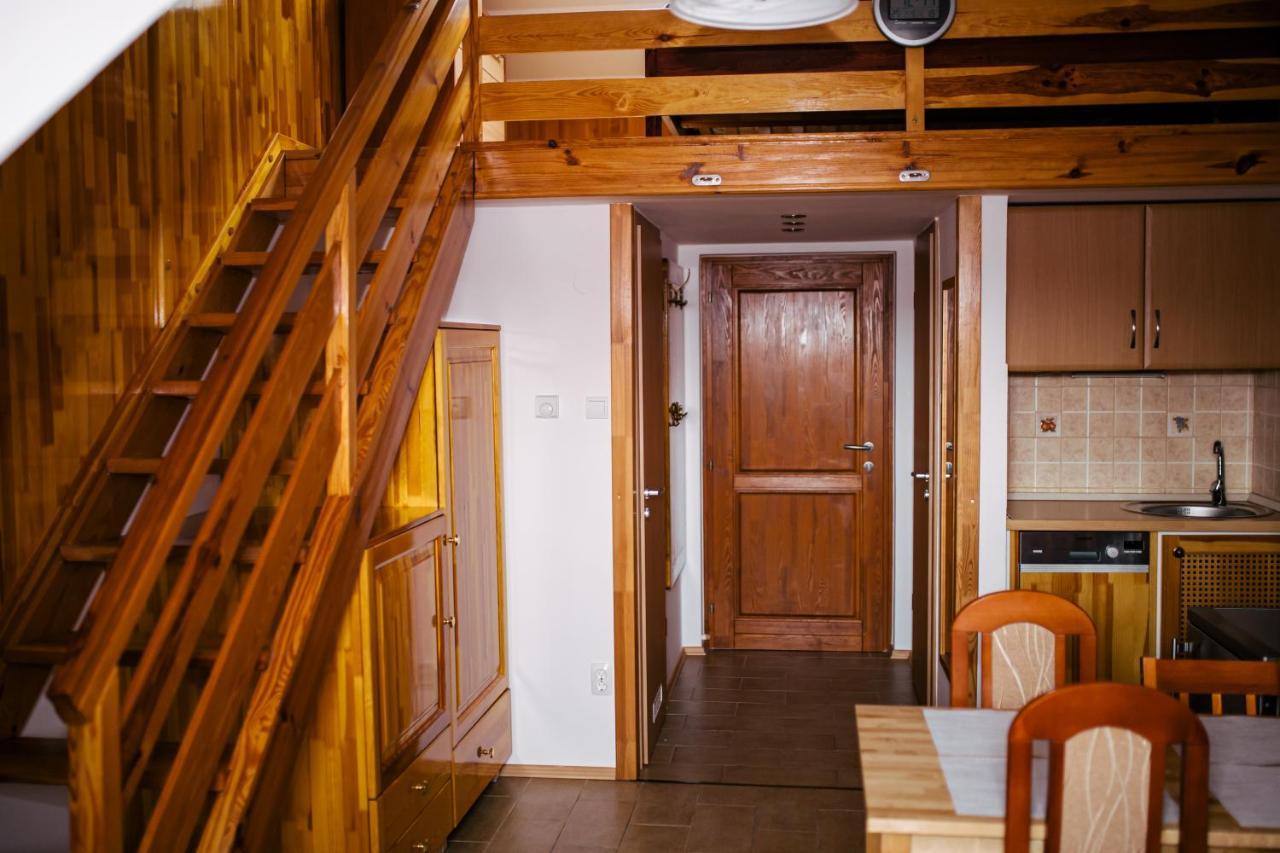 Niki Apartman Gyula Eksteriør billede